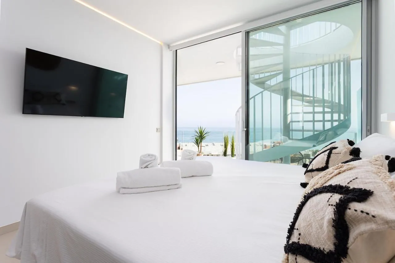 דירה פואנגירולה Higueron Rental Med By The Sun